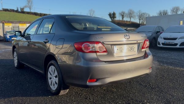 Toyota Corolla 2012 1.3 petrol 374978583