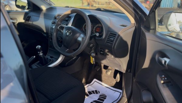 Toyota Corolla 2012 1.3 petrol 374978590