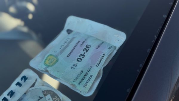 Toyota Corolla 2012 1.3 petrol 374978608