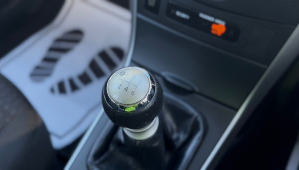 Toyota Corolla 2012 1.3 petrol 374978600