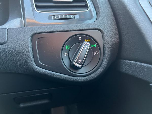 2019 (192) Volkswagen Golf Match 2.0 TDI-Automatic 374972911