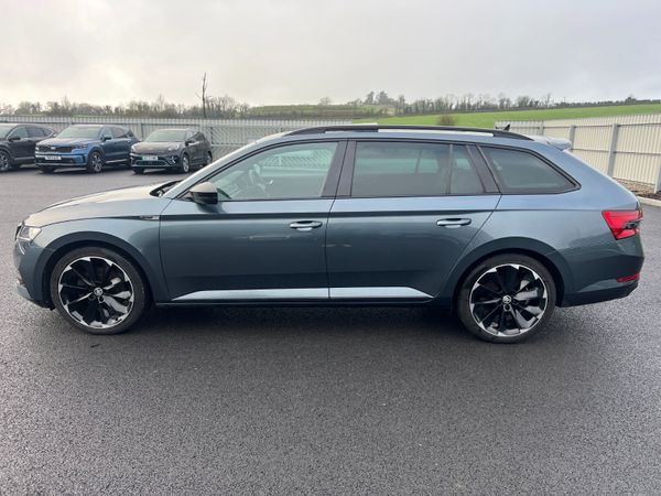 2020 (202)  Skoda Superb Sportline Plus PHEV PanRo 374973737
