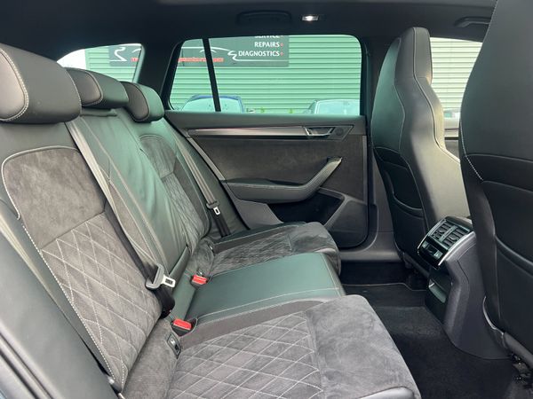 2020 (202)  Skoda Superb Sportline Plus PHEV PanRo 374973752