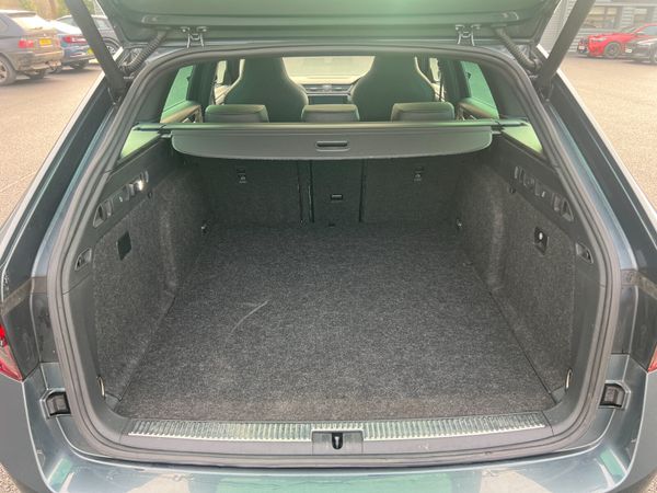 2020 (202)  Skoda Superb Sportline Plus PHEV PanRo 374973762