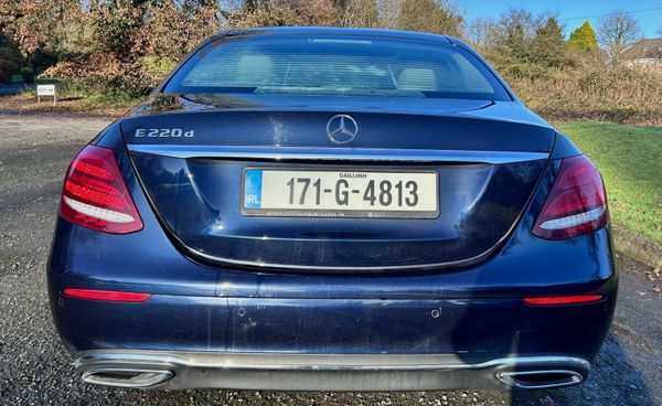 Mercedes-Benz E-Class 2017 374988236