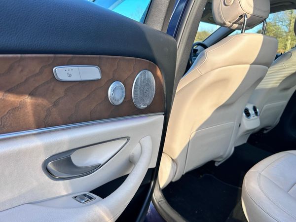 Mercedes-Benz E-Class 2017 374988240