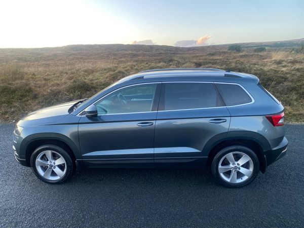 Skoda Karoq 2018 374988829