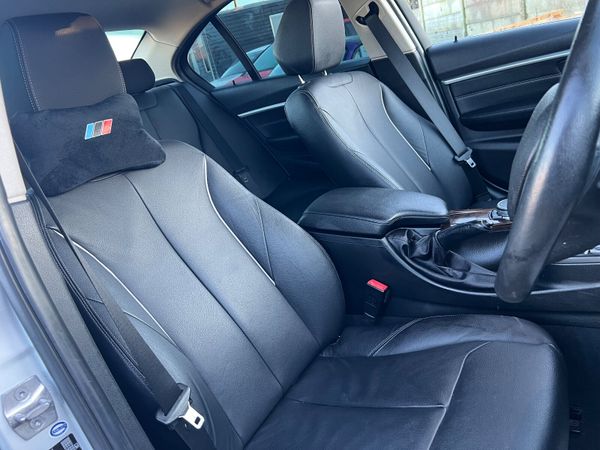 BMW 320D Luxury Edition 374995714