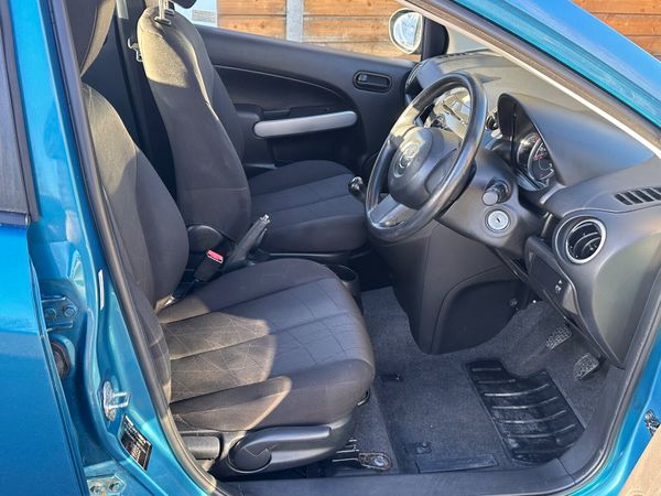 Mazda 2 1.3 petrol manual only 24,000miles 374996670