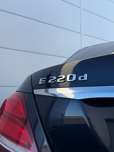 Mercedes-Benz E220d AMG *Widescreen *10k+ Extras 374992525