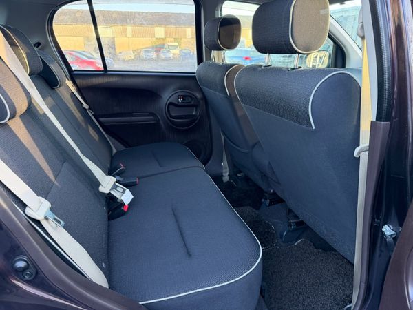 2016 Toyota Passo Autos 374993060