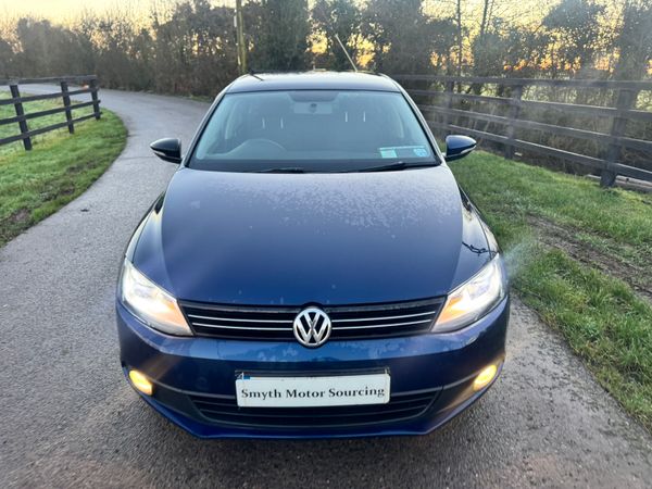 141 Volkswagen Jetta 1.6Tdi Bluemotion 375031090