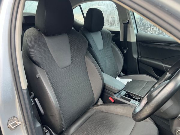 2022 (222) Skoda Octavia SE Tech 2.0 TDI 375045726