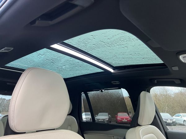 2022 Volvo XC90 R Design T8 Recharge PHEV Pan Roof 375045924