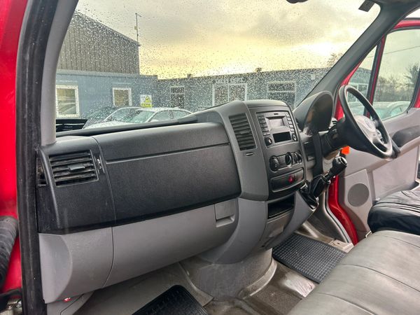 VW CRAFTER MWB 2.0 TDI ** price plus vat** 375050224