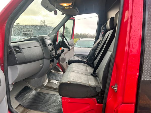 VW CRAFTER MWB 2.0 TDI ** price plus vat** 375050222