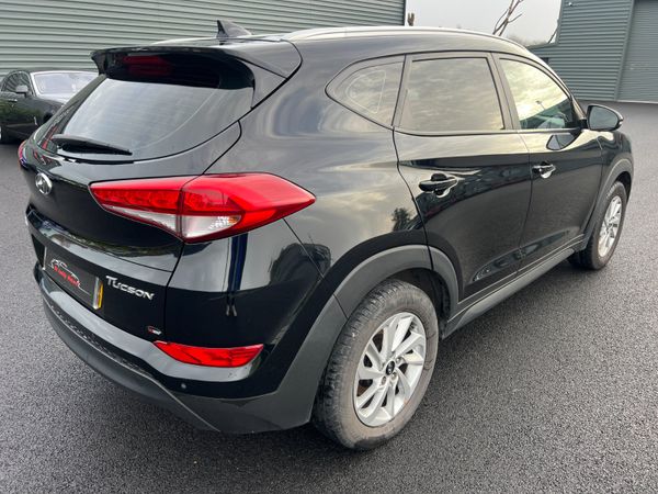 2016 (162) Hyundai Tucson SE Nav 1.7 CRDI 375067537
