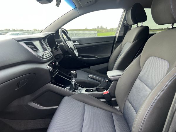 2016 (162) Hyundai Tucson SE Nav 1.7 CRDI 375067545