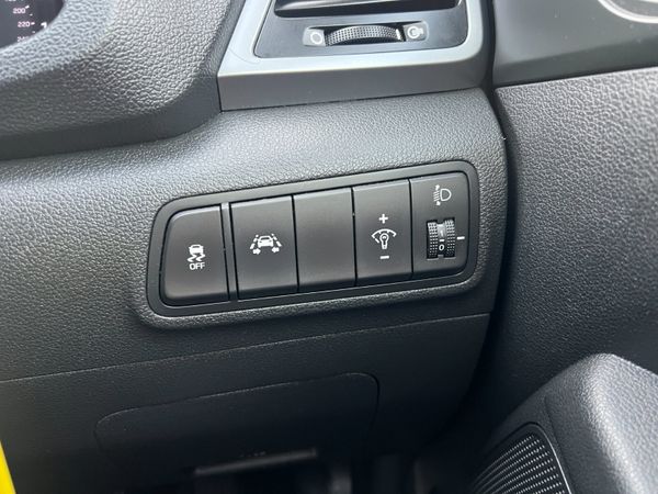 2016 (162) Hyundai Tucson SE Nav 1.7 CRDI 375067554