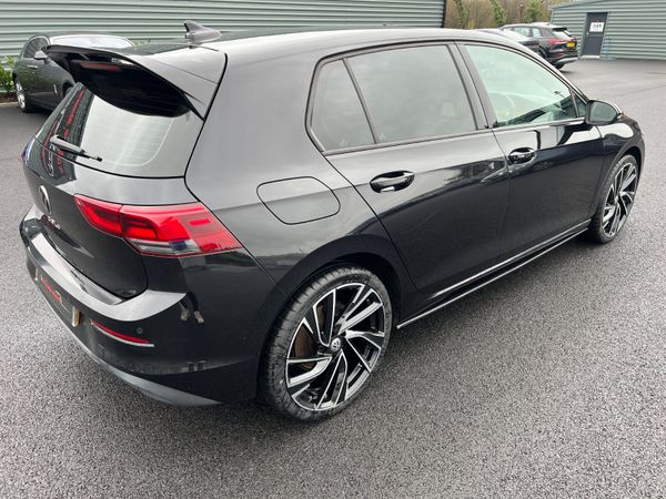 2021 (212) Volkswagen Golf Life 2.0 TDI 375061384