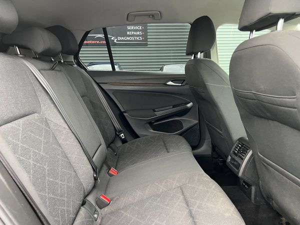 2021 (212) Volkswagen Golf Life 2.0 TDI 375061385