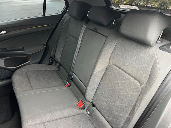 2021 (212) Volkswagen Golf Life 2.0 TDI 375061387