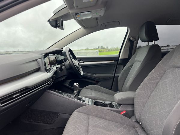 2021 (212) Volkswagen Golf Life 2.0 TDI 375061393