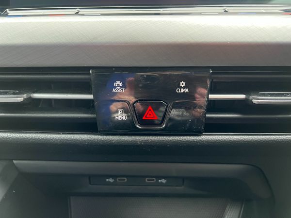 2021 (212) Volkswagen Golf Life 2.0 TDI 375061404