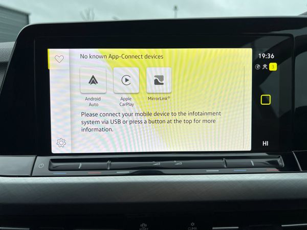 2021 (212) Volkswagen Golf Life 2.0 TDI 375061407