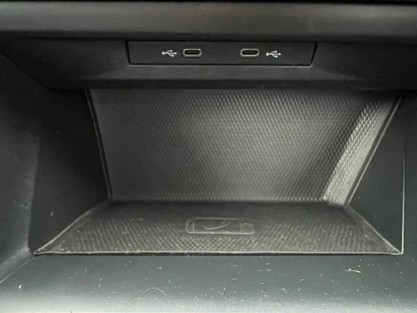 2021 (212) Volkswagen Golf Life 2.0 TDI 375061402