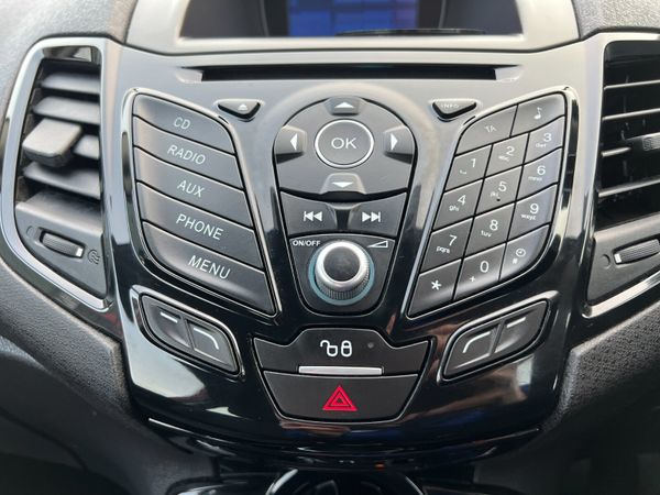 2016 Ford Fiesta Zetec 1.2 Petrol 375062627