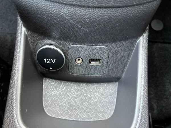 2016 Ford Fiesta Zetec 1.2 Petrol 375062623