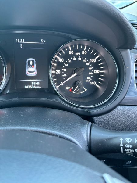 Nissan Pulsar 2015 375075470