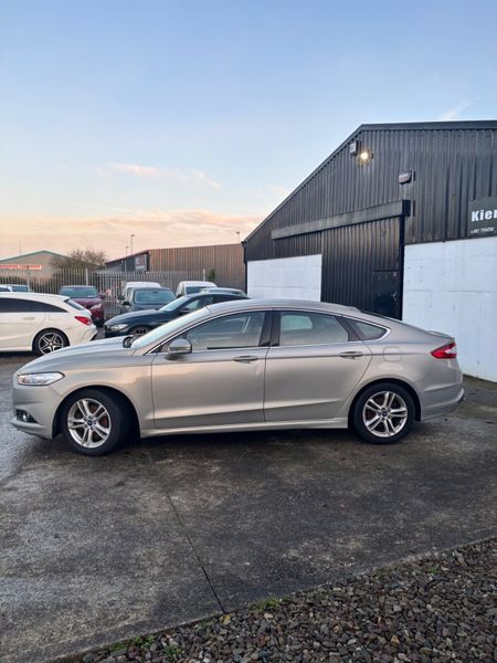 Ford Mondeo 2017 375088192