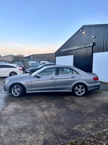 Mercedes-Benz E-Class 2013 375089771