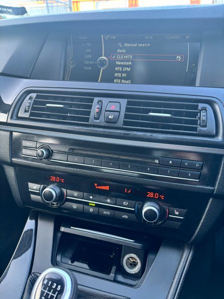 BMW 5-Series 2011 375090844