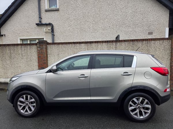 Kia Sportage, 1 owner, FSH, taxed + Nct 375128787