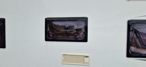 Lunar Clubman Island bed caravan 375128811