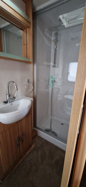 Lunar Clubman Island bed caravan 375128821