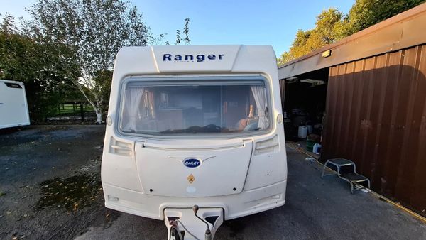 Bailey Ranger fixed bed caravan 375129145