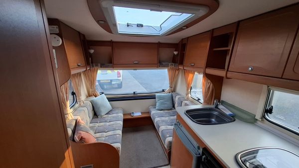 Bailey Ranger fixed bed caravan 375129142