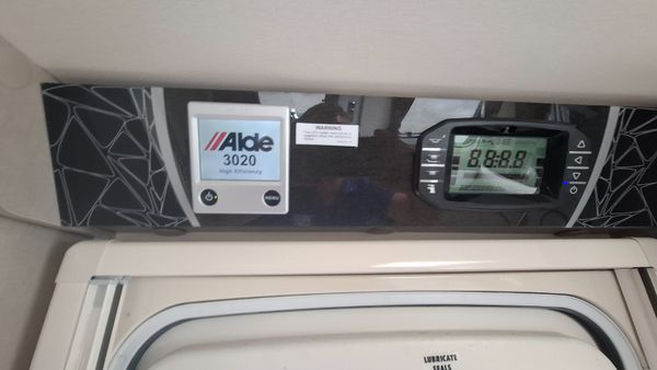 Swift Sterling Elite caravan 375130242