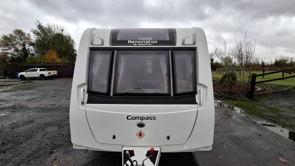 Compass Kensington Island bed caravan 375131192