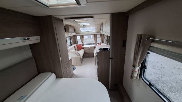 Compass Kensington Island bed caravan 375131205