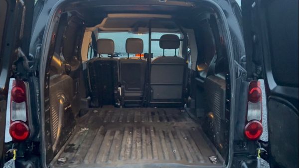 Citroen Berlingo 2012  3 seater 375152863