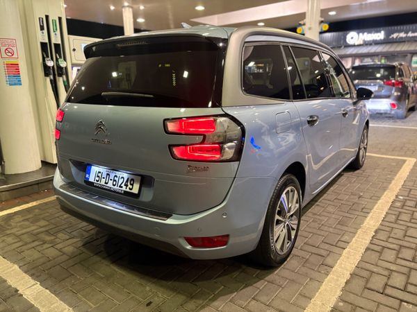 SUPER HIGH SPEC PETROL AUTO 7 SEAT 375169223