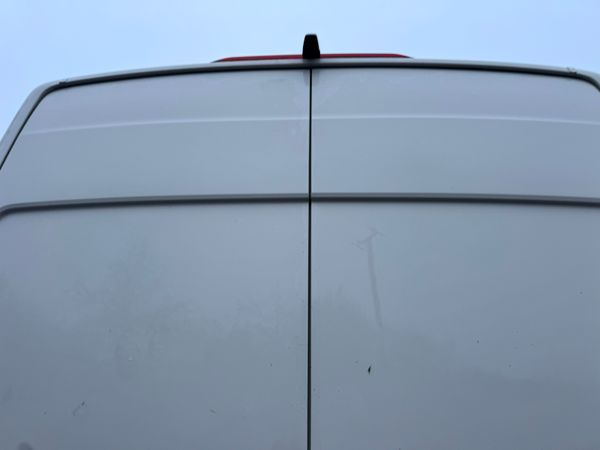 202 Volkswagen Crafter 140bhp Spotless***** 375177394