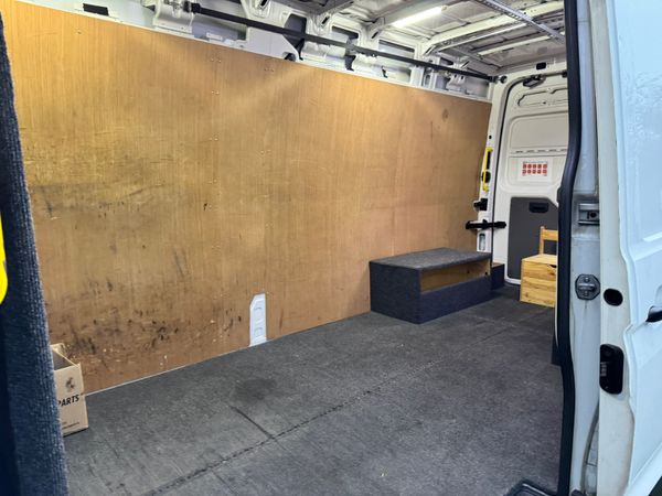 202 Volkswagen Crafter 140bhp Spotless***** 375177399