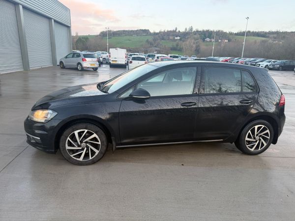 2019 (192) Volkswagen Golf  Match 1.6 TDI 375188364