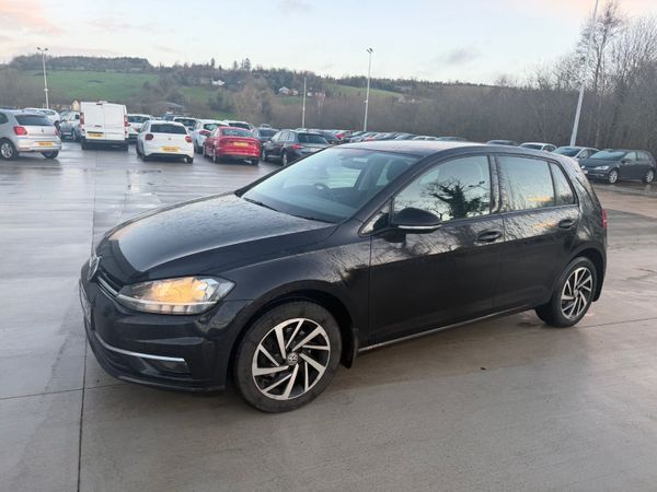 2019 (192) Volkswagen Golf  Match 1.6 TDI 375188366